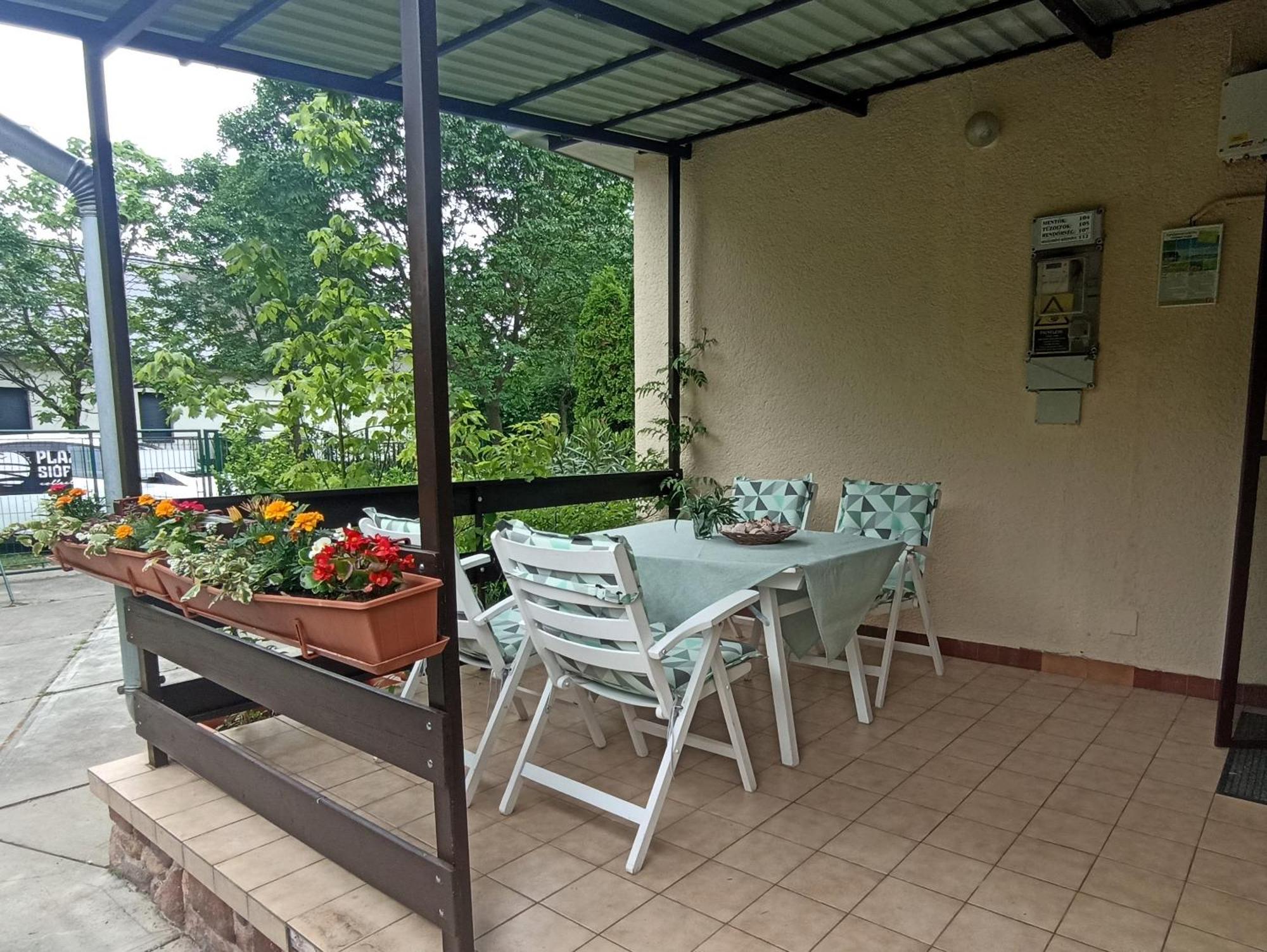 Csillag-Lak Balatonfoeldvar Экстерьер фото