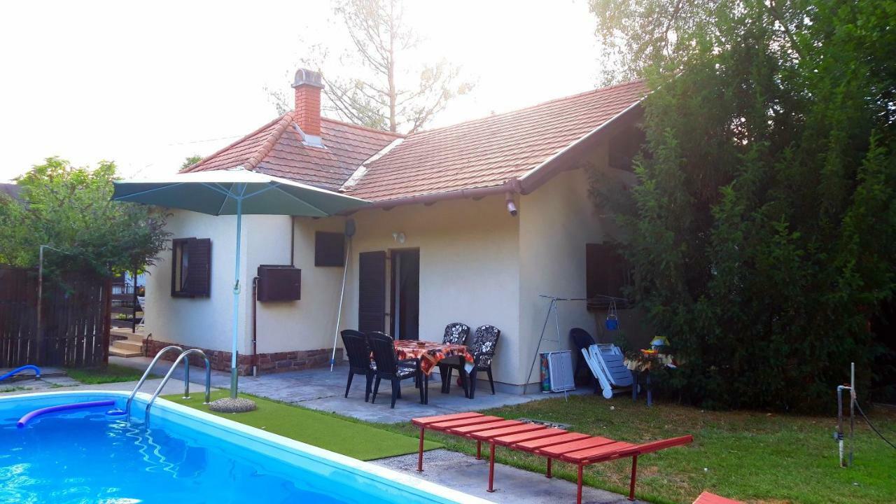 Csillag-Lak Balatonfoeldvar Экстерьер фото